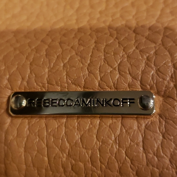 Handbag - Picture 6 of 8